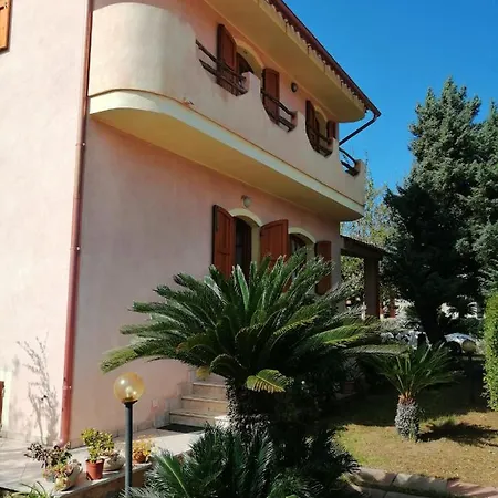 Σπίτι διακοπών Domus Delia Solanas *
